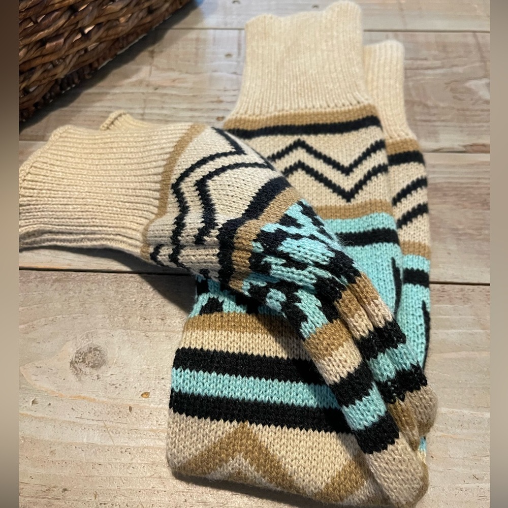 New without tags Grace and Lace leg warmers.